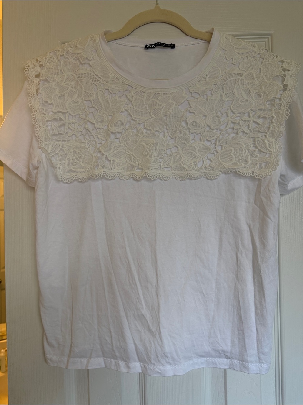 Zara White Lace-Yoke Short Sleeve Tee